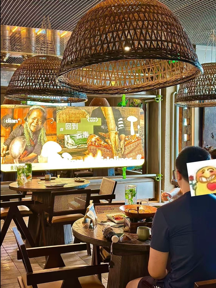 Neroweave Extra Large Black Dome Rattan Pendant Lights for Rustic Restaurant