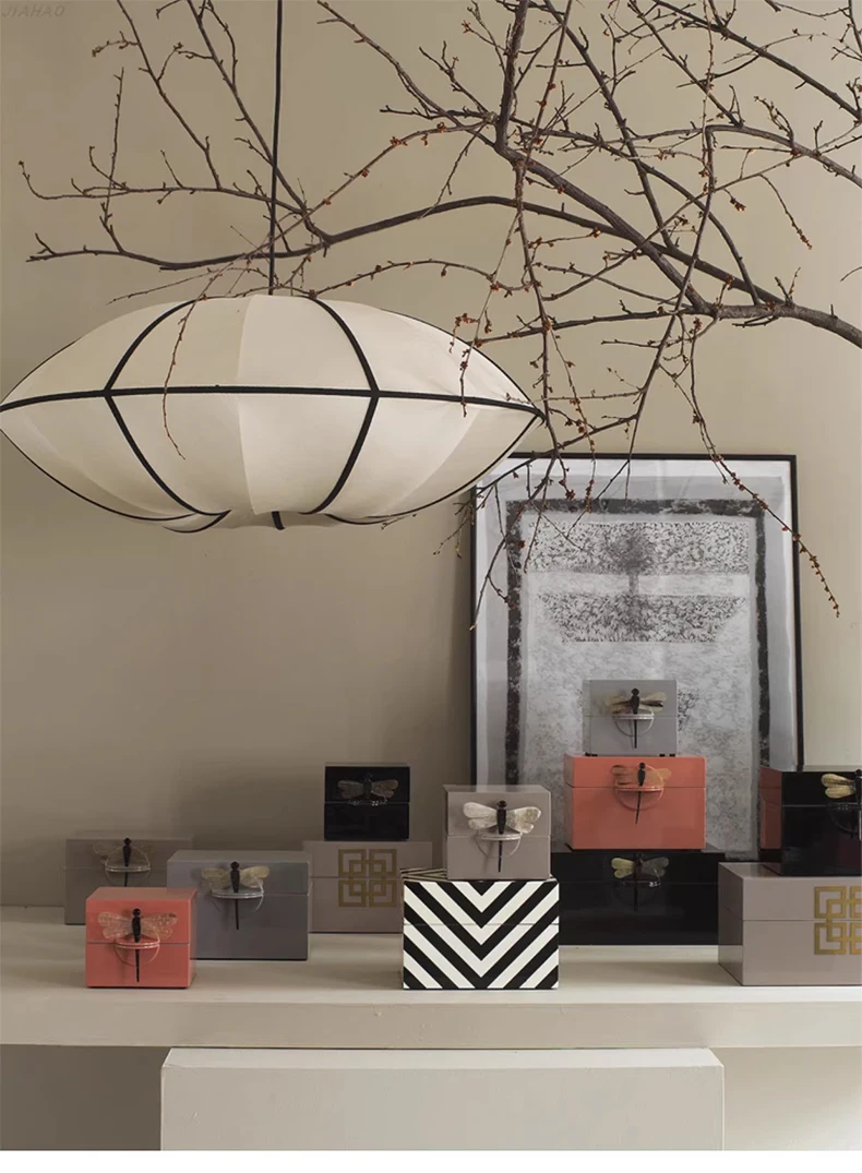 Bombori UFO Wabi-Sabi Silk Pendant Light - Lifestyle & Artisan Detail Angle 5 | IndochinaLight
