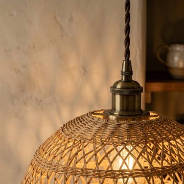 Lit rattan pendant light with UL-listed E26/E27 socket, dimmable and hardwired-ready