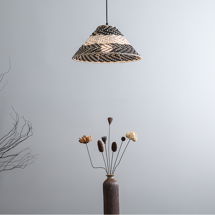 Twirlanda Rattan Pendant Light